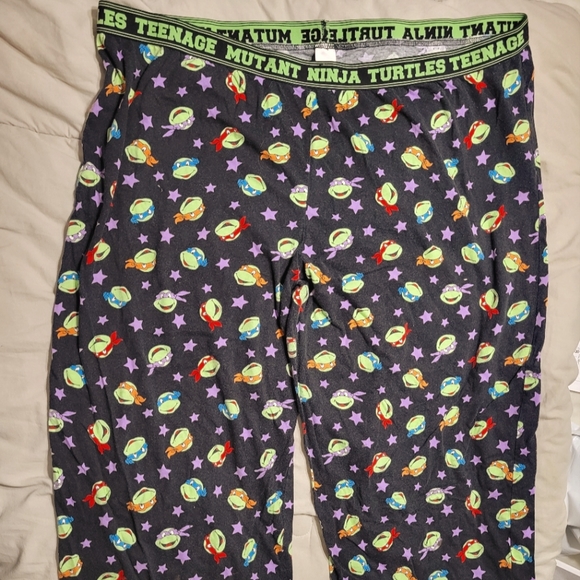 Teenage Mutant Ninja Turtles Capri Pajama Pants - Picture 1 of 3